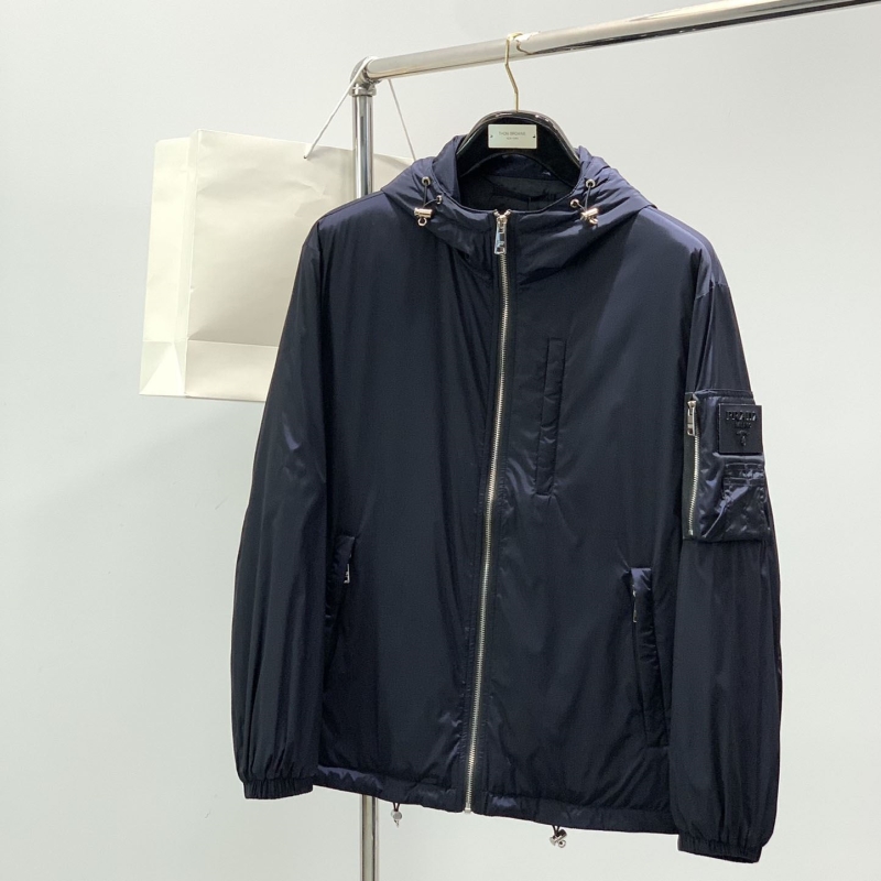 Pra*a outwear